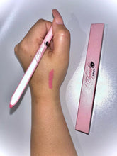 Cargar imagen en el visor de la galería, Elegant Lip Liner
